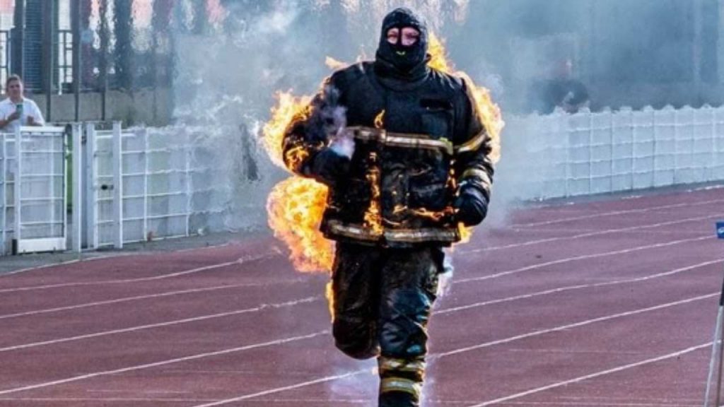 Jonathan creates Guinness World Record with full body burn 100meters sprint without oxygen in 17 seconds
