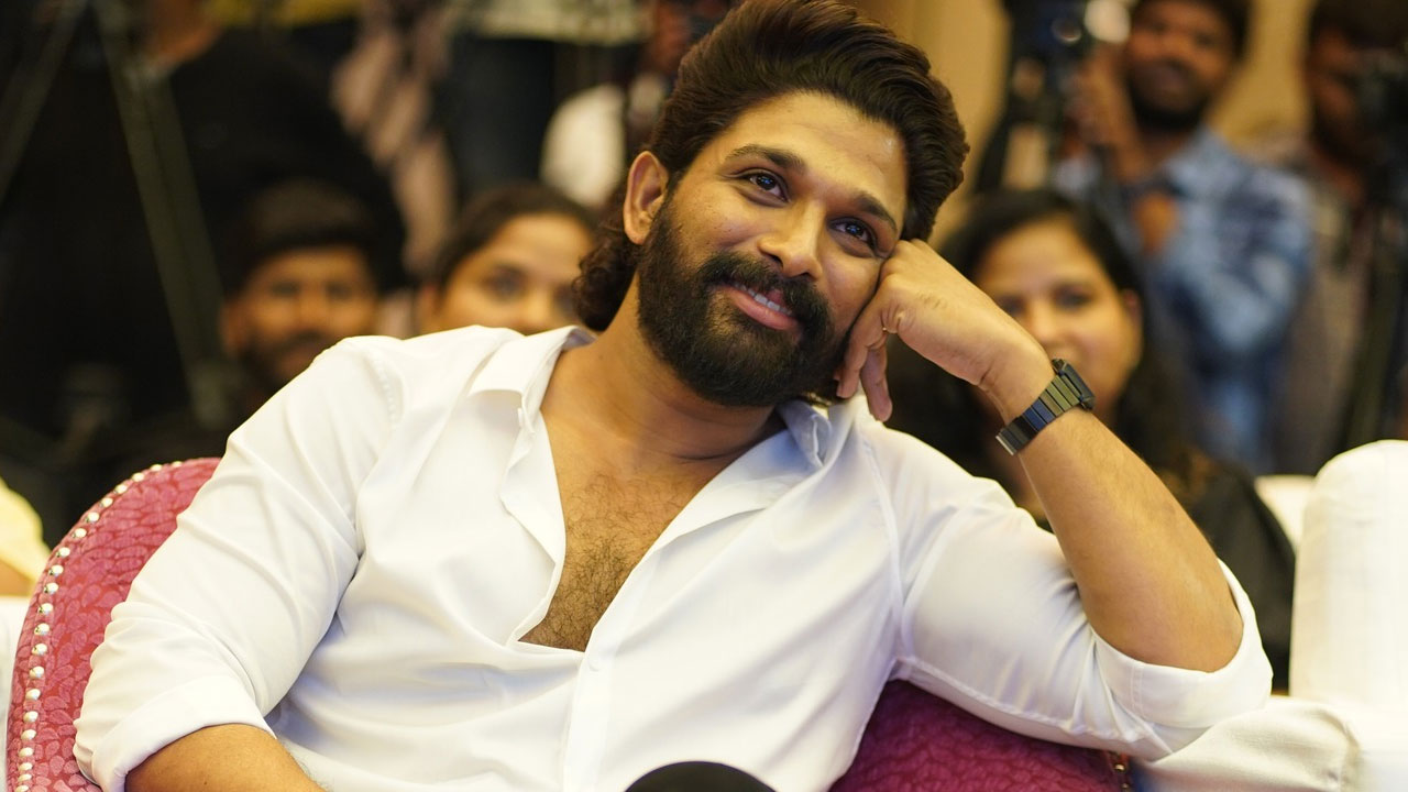 Allu Arjun : తెలుగు వారికీ ఛాన్స్ ఇస్తే కదా..ఇండస్ట్రీ లోకి వచ్చేది..?