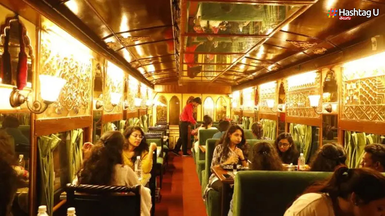 Rail Restaurant: హైదరాబాద్ లో రైలు రెస్టారెంట్, వెరైటీ వంటకాలతో వెల్ కం!