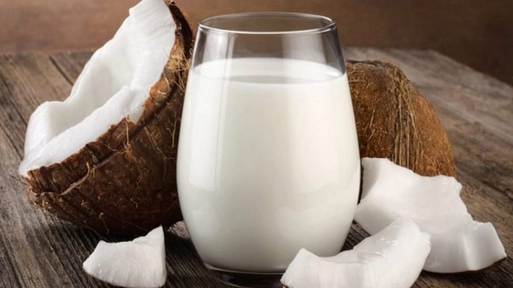 Coconut Milk Benefits For Hair