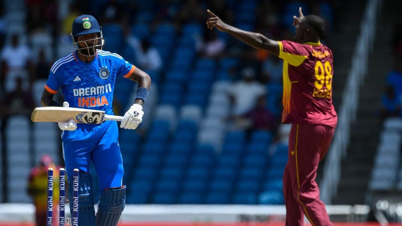 West Indies Beat India: తొలి టీ20 వెస్టిండీస్​దే.. 4 పరుగుల తేడాతో టీమిండియా ఓటమి