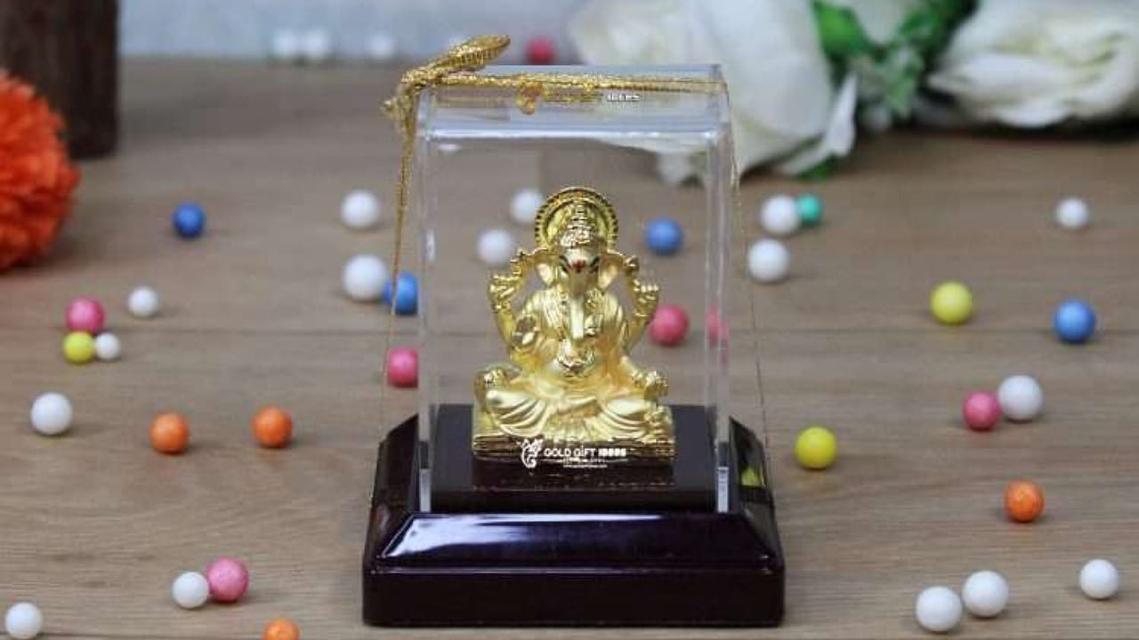 Gods Idol: దేవుడి విగ్రహాలు లేదా ఫోటోలను బహుమతిగా ఇవ్వవచ్చా.. ఇవ్వకూడదా?