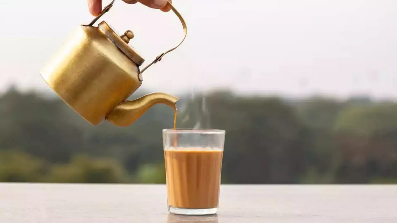 Tea Disadvantages : టీ శృతిమించి తాగుతున్నారా.. అయితే జాగ్రత్త?