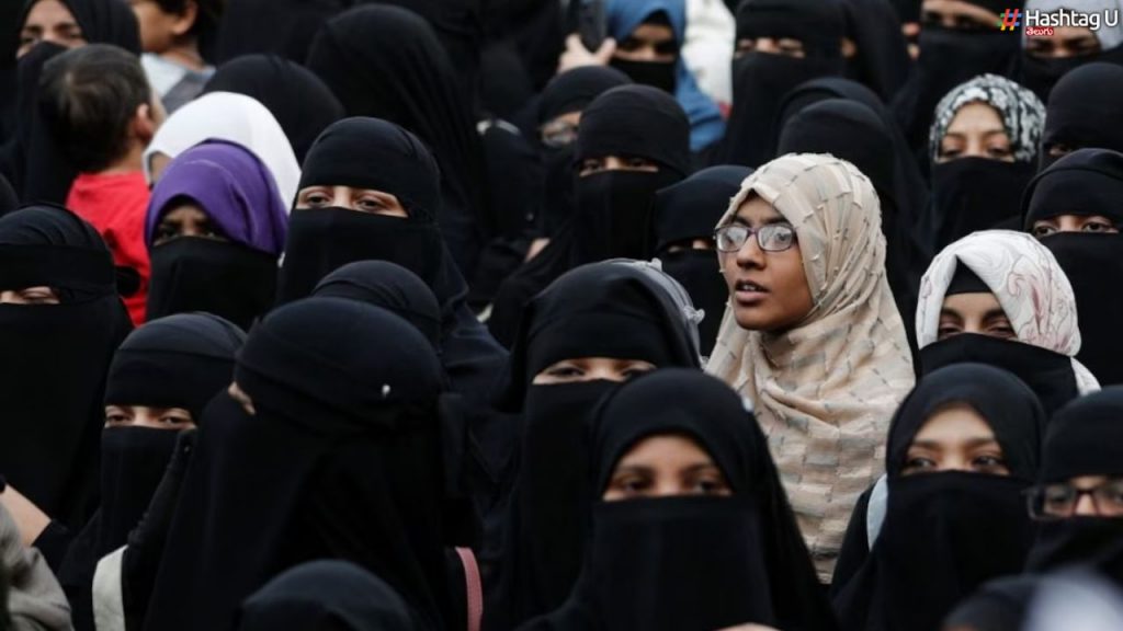 Iran Dress Code