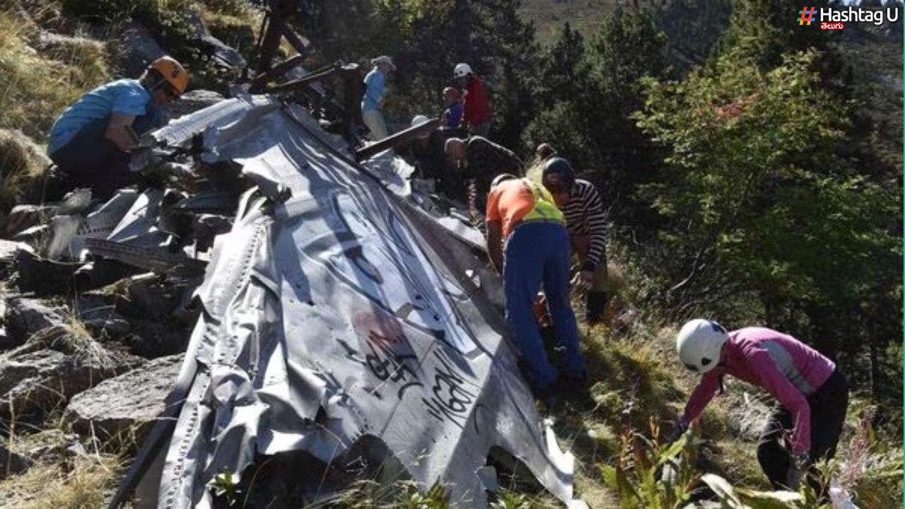 Plane Crash : ఘోర విమాన ప్రమాదం.. 12 మంది మృతి