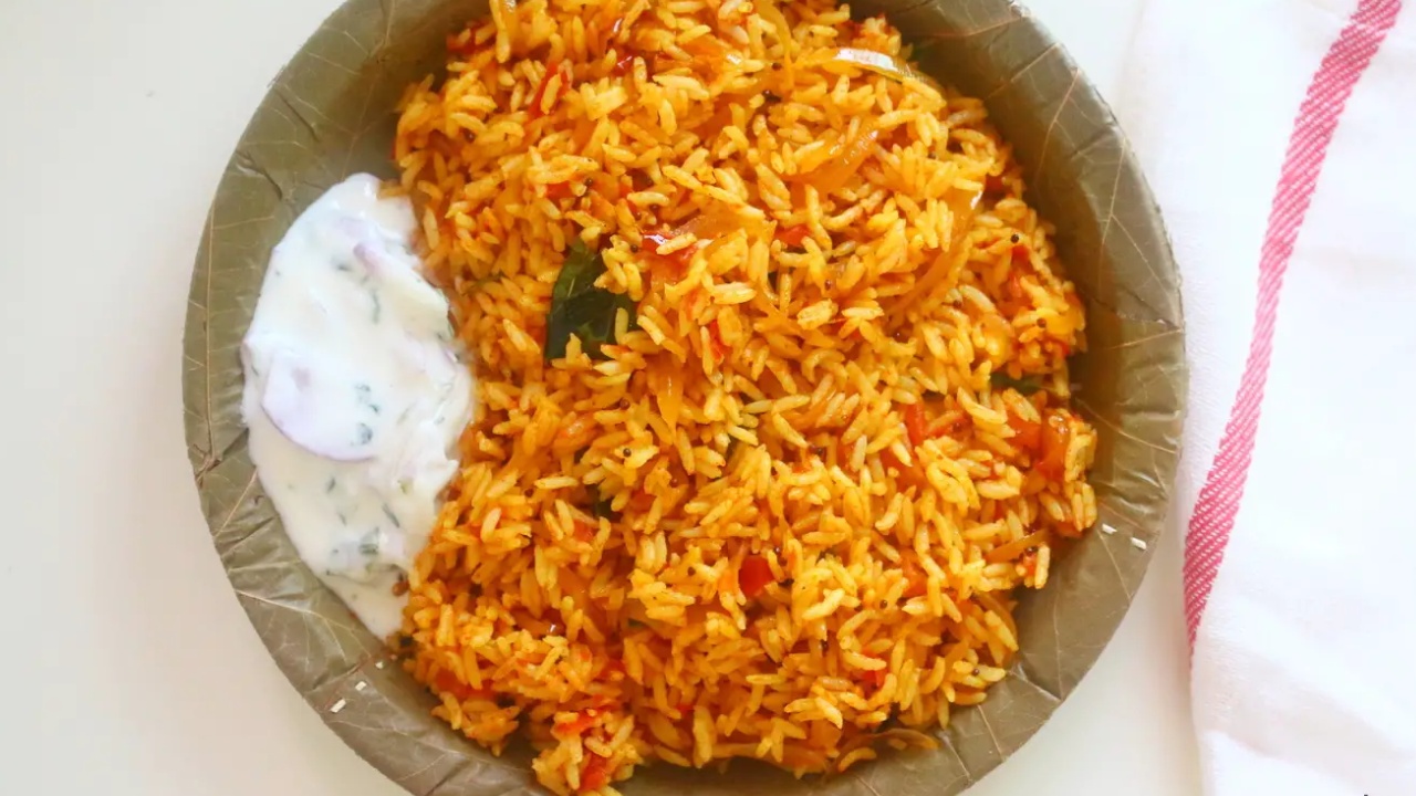 Tomato Rice : పక్కా కొలతలతో టొమాటో రైస్ ఇలా చేయండి.. లొట్టలేసుకుంటూ తింటారంతే..