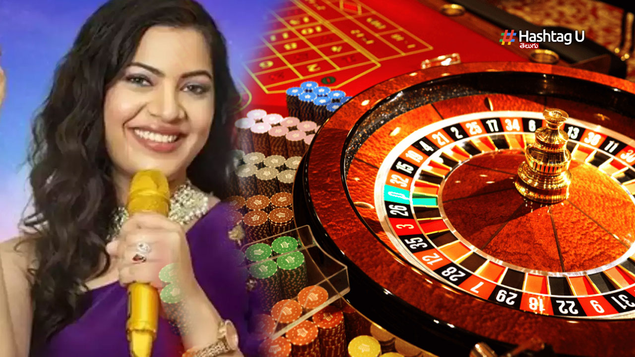Geetha Madhuri Casino Game  : క్యాసినో అంటే గీతామాధురి పడి చస్తుంది – నందు