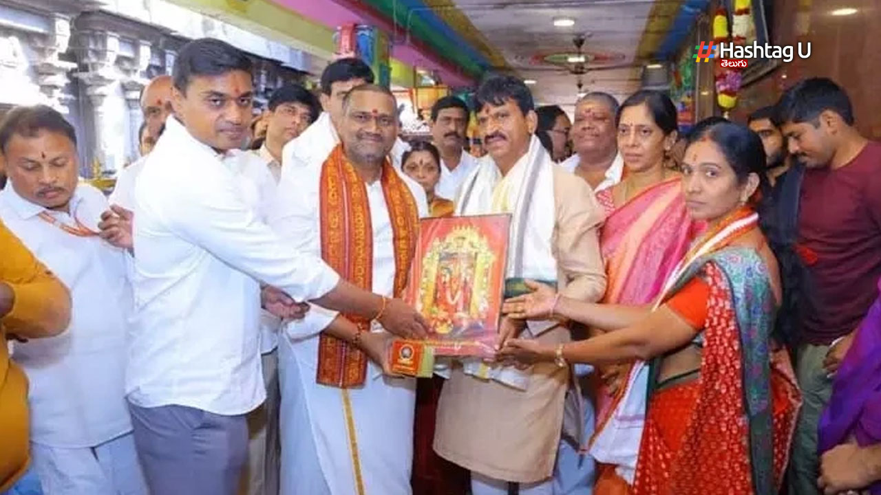 Ponguleti In Vijayawada : విజయవాడ దుర్గమ్మను దర్శించుకున్న మంత్రి పొంగులేటి