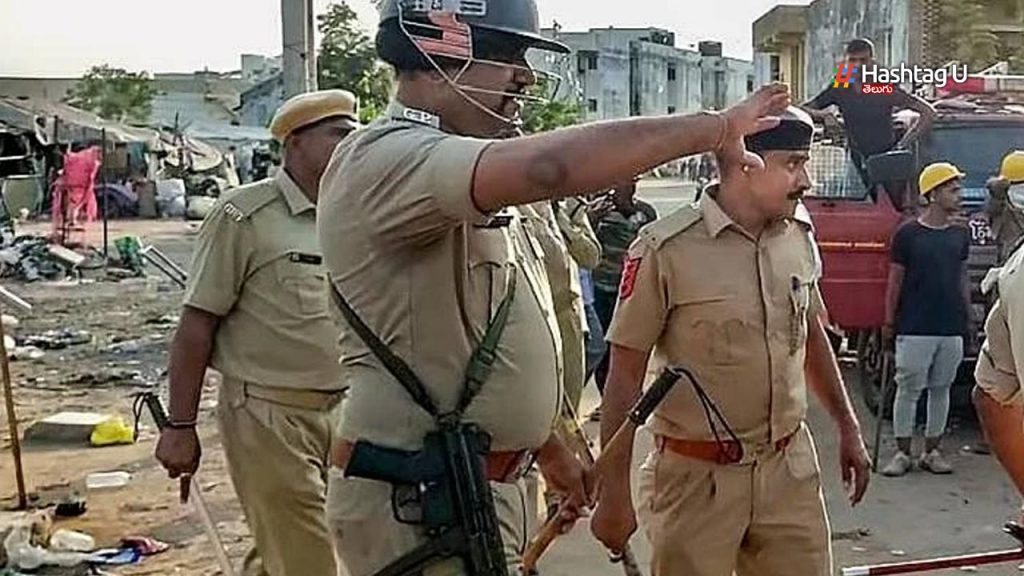 Stone Attack On Sri Ram's S