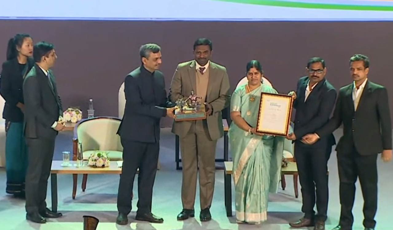 Swachh Survekshan awards: సిద్దిపేటకు ‘క్లీనెస్ట్ సిటీ’ అవార్డు
