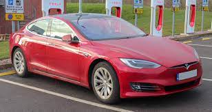 Tesla EV Car: మార్కెట్లోకి రాబోతున్న టెస్లా సరికొత్త ఎలక్ట్రిక్ కారు.. ధర, ఫీచర్స్ మామూలుగా లేవుగా?