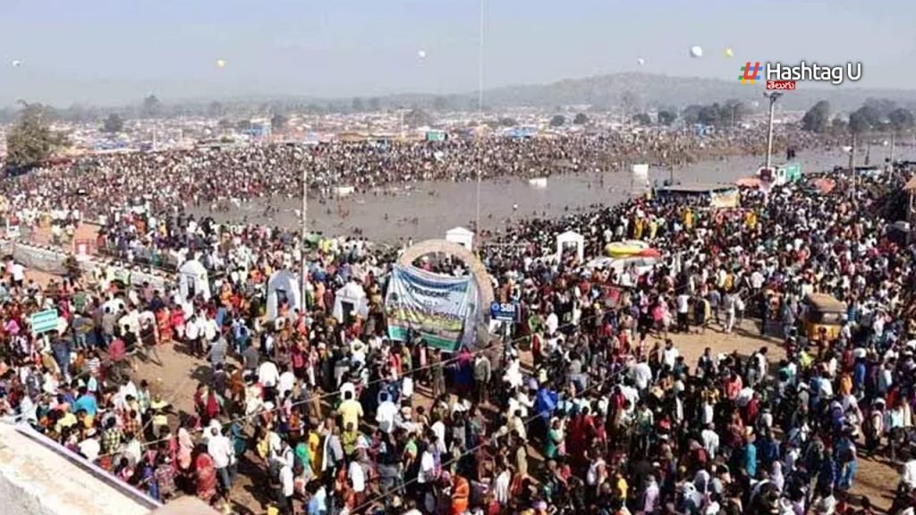 Two Devotees Died In Medaram