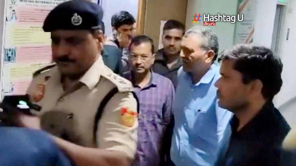 Arvind Kejriwal Claims Cop Who Manhandled AAP Leader Misbehaved With Him