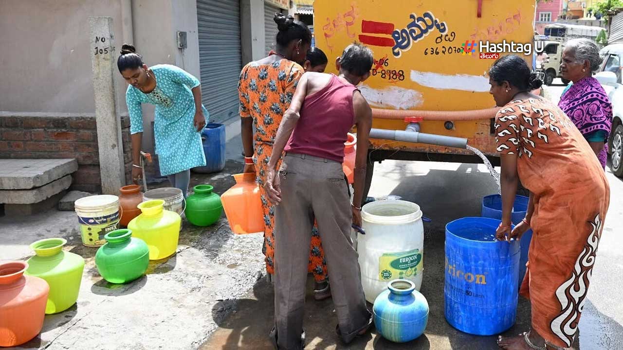 Water crisis: బెంగళూరులో నీళ్ల సంక్షోభం, నీటి కొరతతో అల్లాడుతున్న ప్రజలు