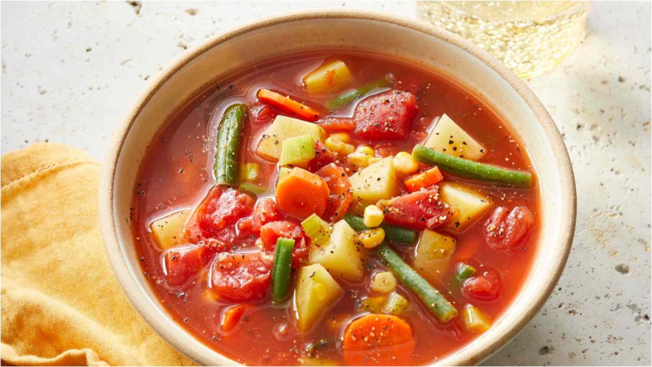 Vegetable Soup: ఈ ఆకుకూరల సూప్ తో ఇలా చేస్తే.. ఈజీగా బరువు తగ్గాల్సిందే?