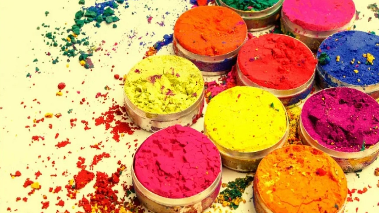 Natural Holi Colours : సైడ్ ఎఫెక్ట్స్ లేకుండా.. ఇంట్లోనే హోలీ రంగులను ఇలా తయారు చేసుకోండి..