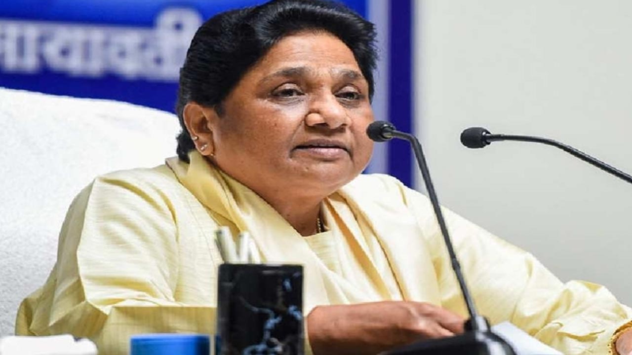 Mayawati: పార్లమెంట్‌ ఎన్నికల్లో ఒంటరిగానే పోటీ : మాయావతి
