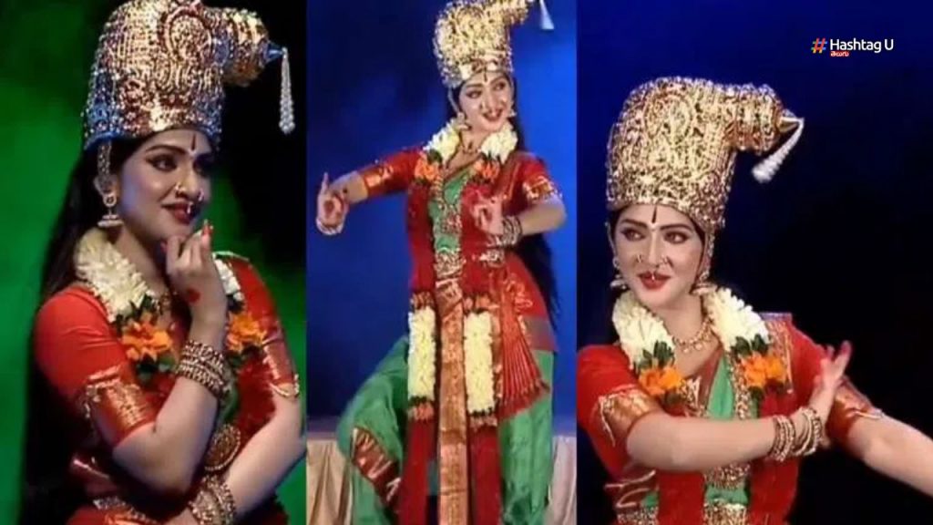 Srileela Classical Dance Video Viral On Social Media