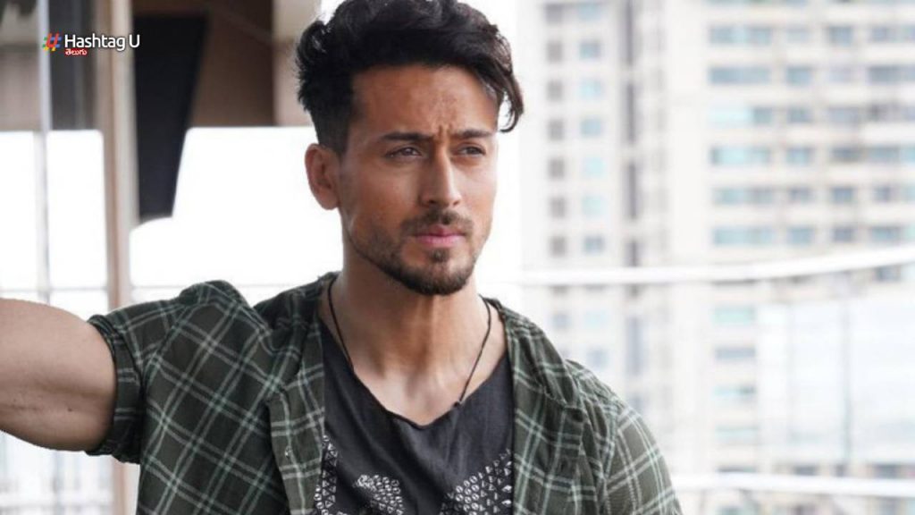 Tiger Shroff Cut Down His Remuneration For Next Movies Bollywood
