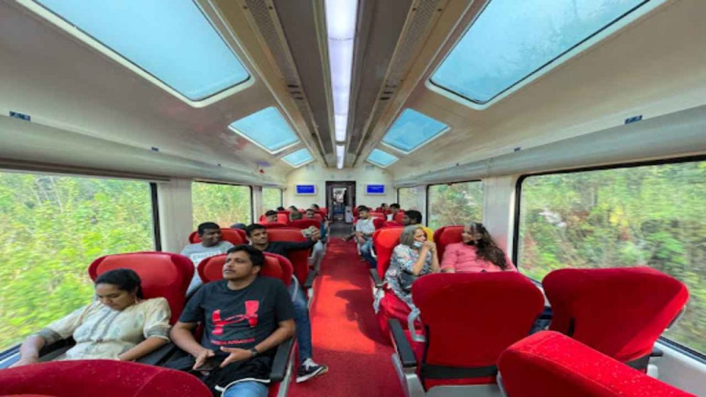 Vistadome Coach