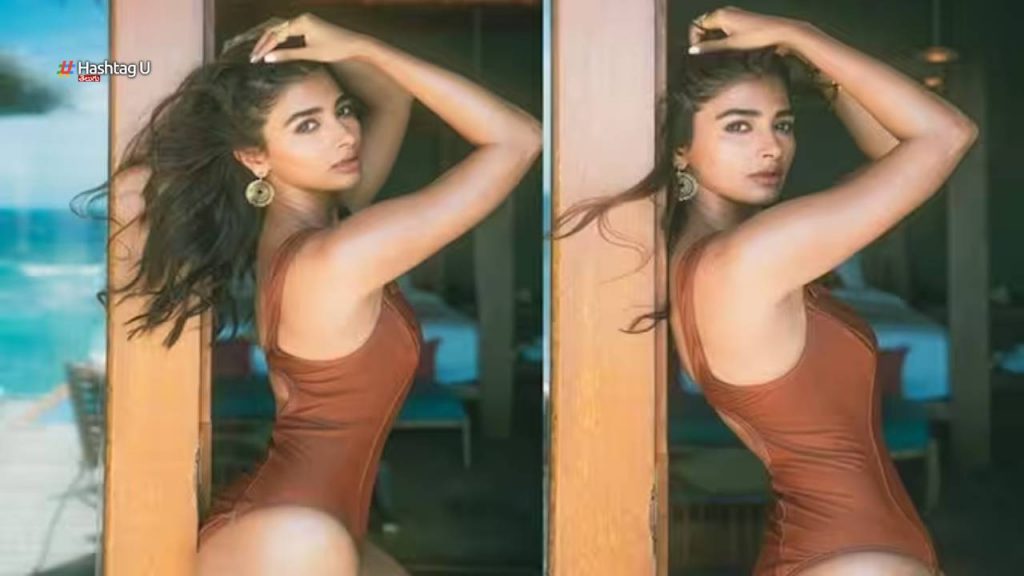 Pooja Hegde Yoga Day Stills Shaking Internet 1
