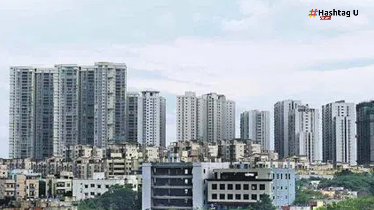 Real Estate : అమరావతి ప్రభావం.. హైదరాబాద్‌లో భారీగా పడిపోయిన ఇళ్ల విక్రయాలు..?