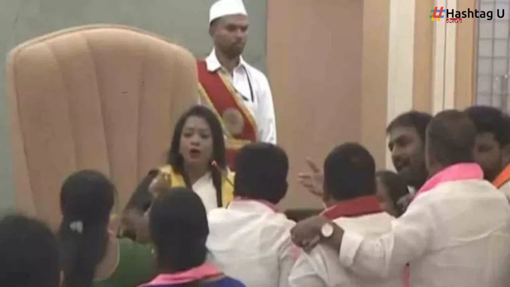 High Tension In Ghmc Council Meeting