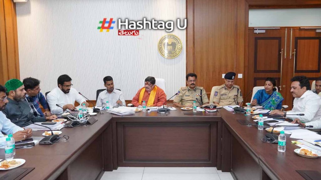 Minister Ponnam Prabhakar review meeting on the development of Hyderabad district