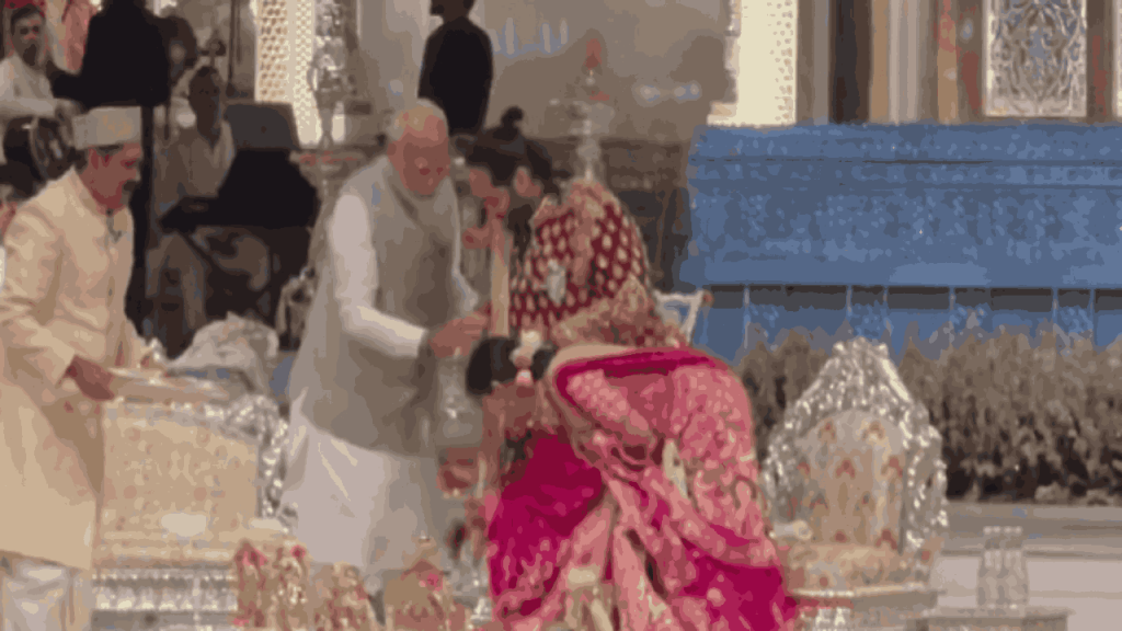 PM Modi Giving Blessings