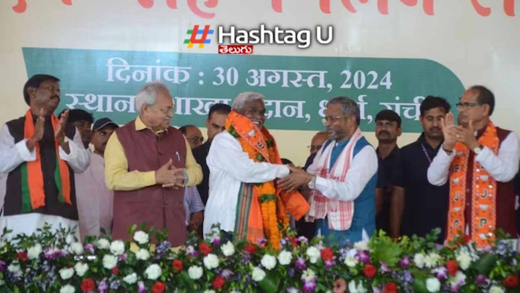 Former CM Champai Soren joined BJP