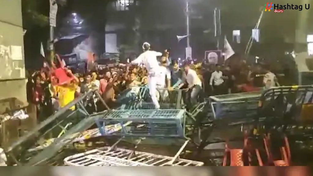Kolkata Hospital Midnight Protest