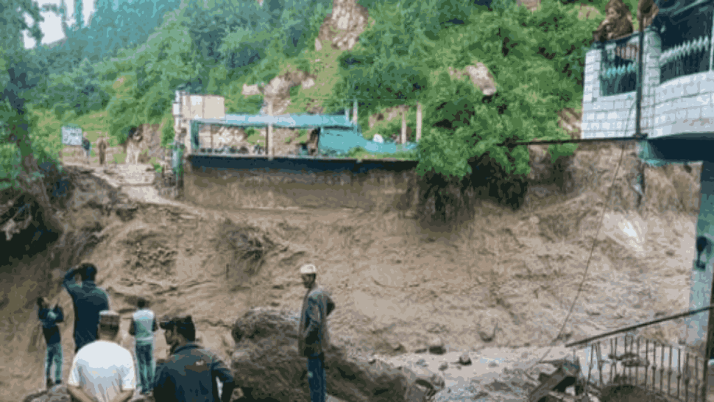 Cloud Burst In Himachal