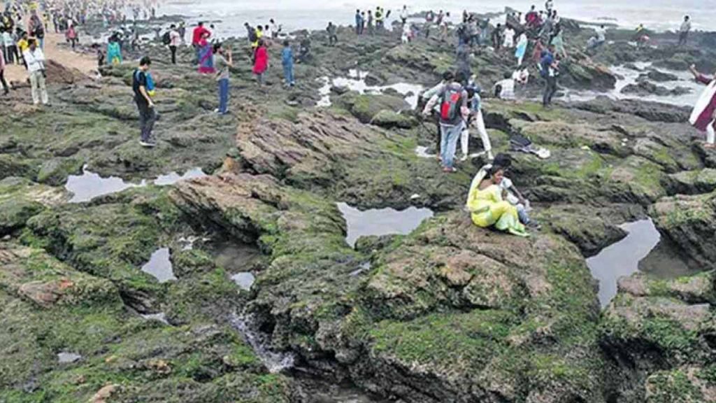 Sea Receding 400 Meters At
