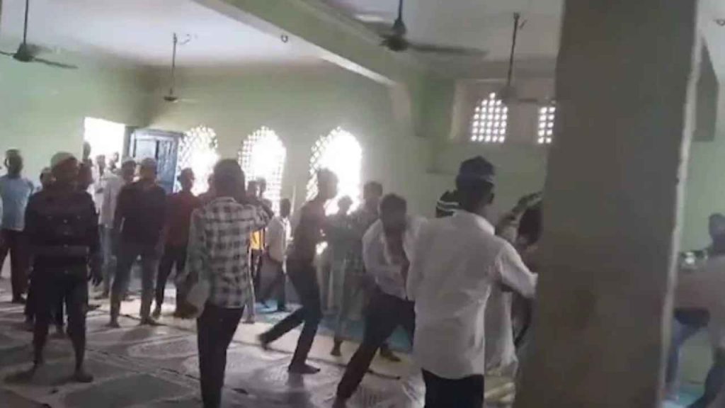 Masjid Fight Video