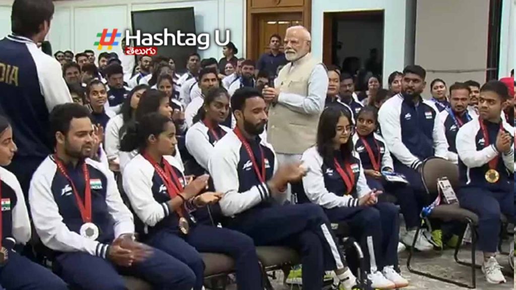PM Modi meeting with Paralympic winners
