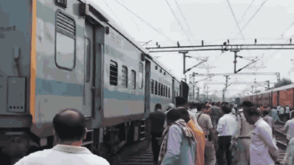 Express Derail In Madhya Pradesh
