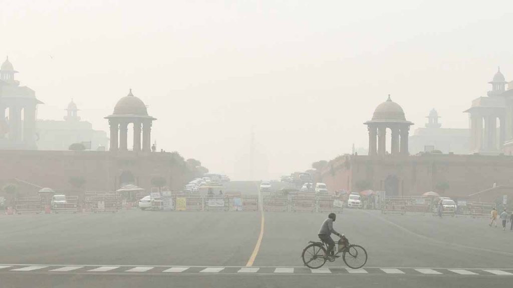 Severe Air Pollution.. Center Health Ministry Instructions..
