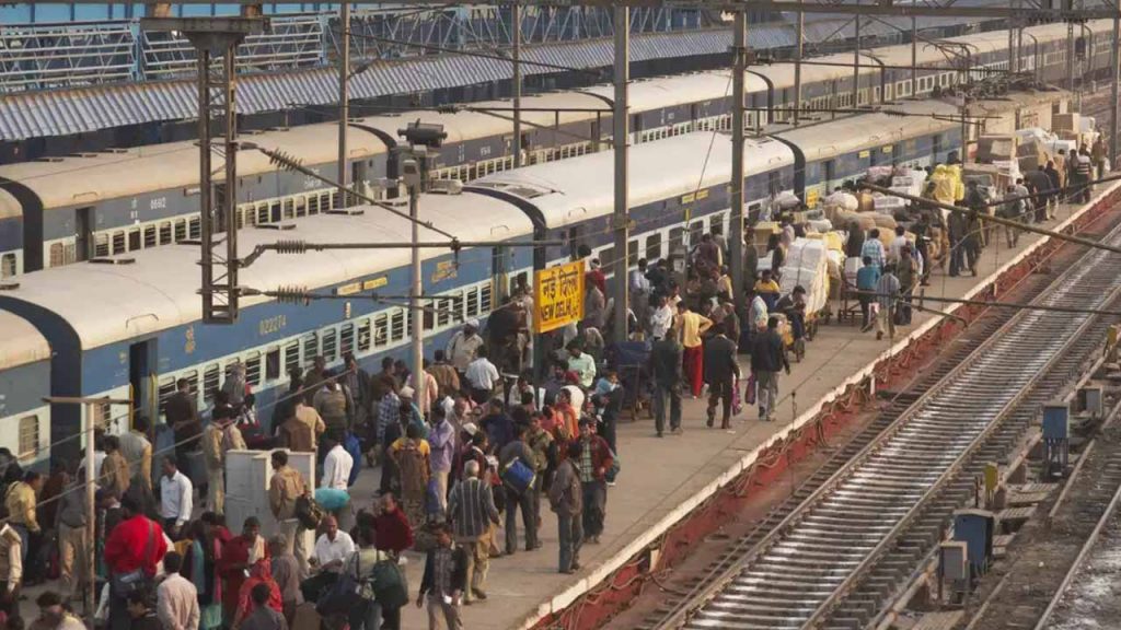 Indian Railway announced 200 new trains on Diwali