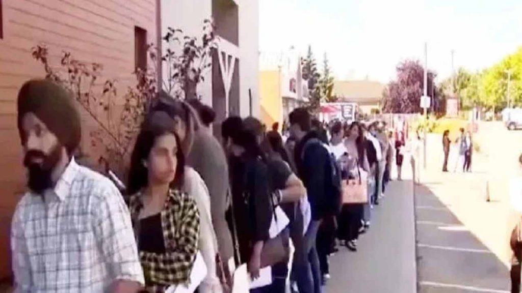 Indian Students Part Time J