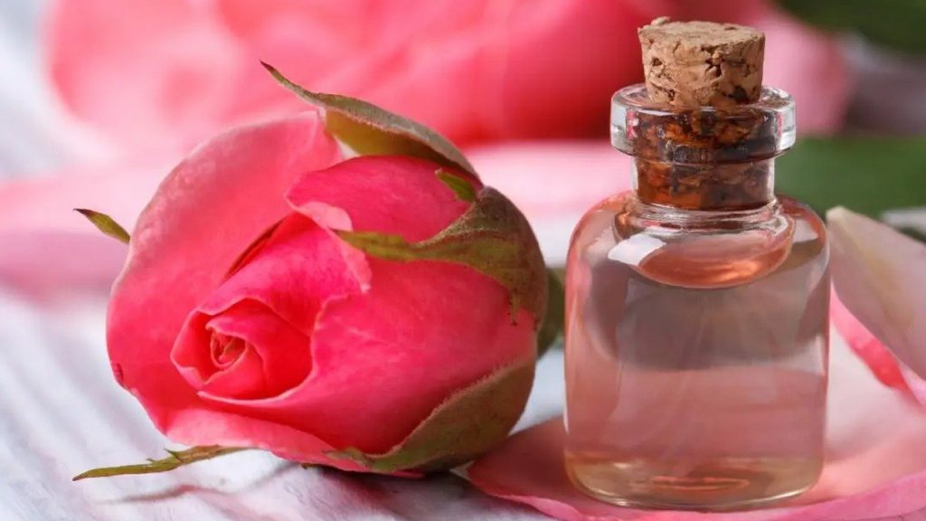 Rose Water Benefits