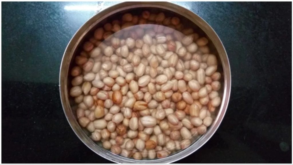 Soaked Peanuts