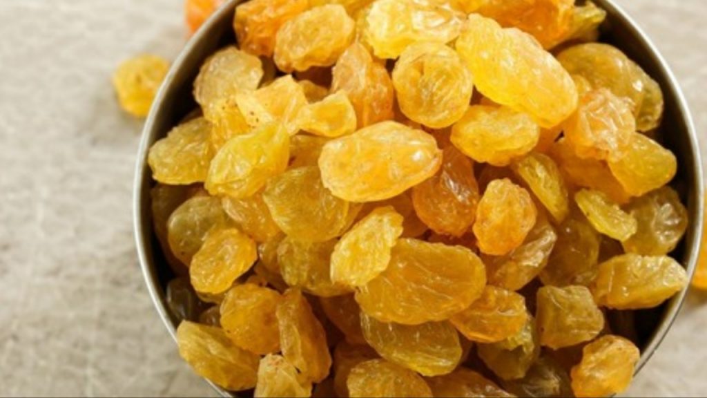 Soaked Raisins