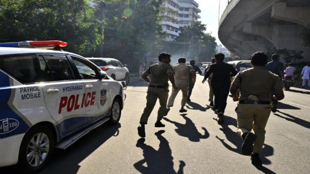 Curfew In Hyderabad