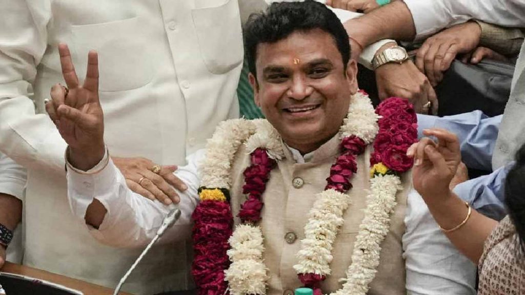 Aam Aadmi Party has won the post of Mayor of Delhi