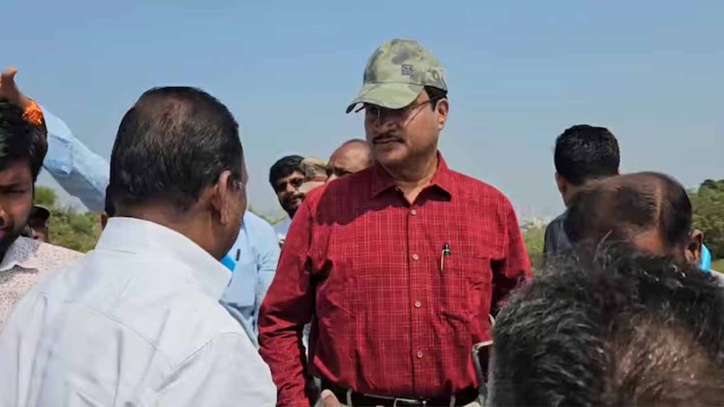Hydra Commissioner AV Ranganath visited Aminpur