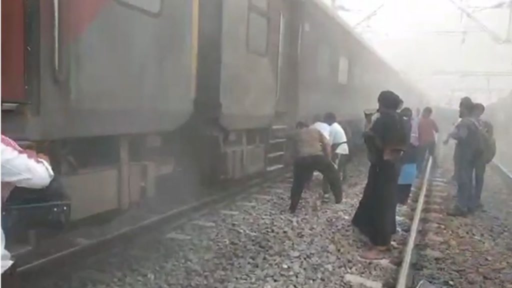 Alappuzha Express Train Ayyappa Devotees Fire Accident