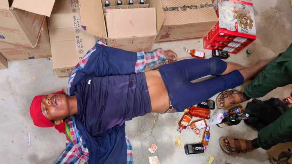 Drunker Thief Sleep Liquor Shop Medak Telangana
