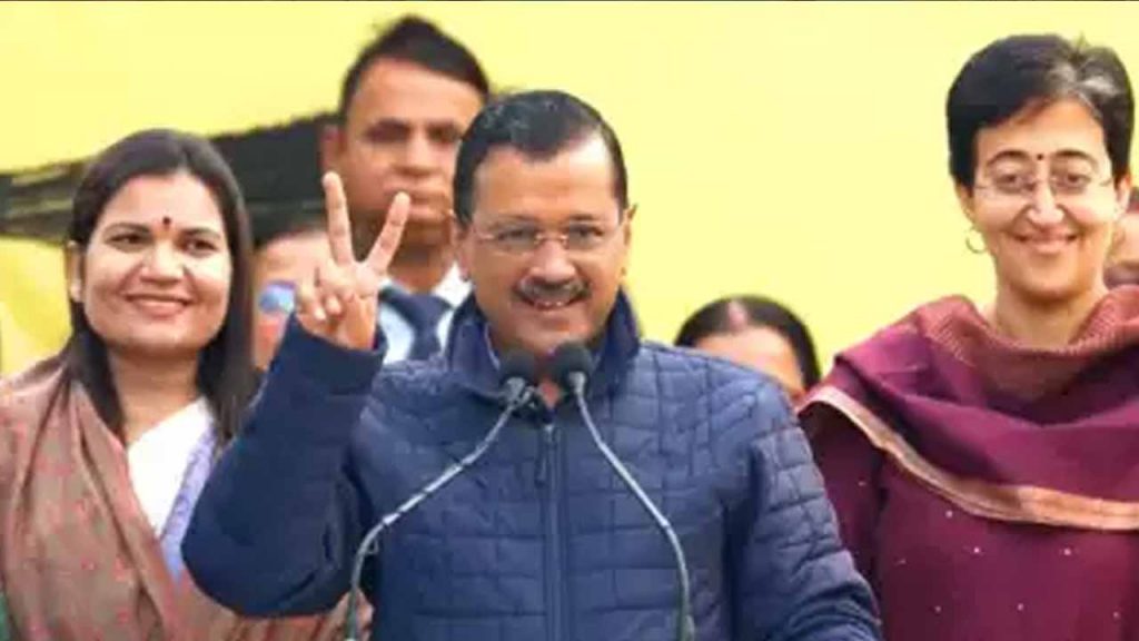 Financial assistance of Rs.2100 per month for women: Kejriwal