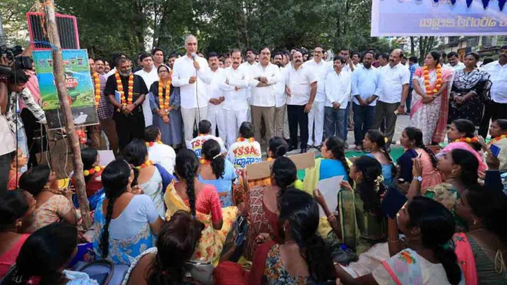 Harish Rao visited the initiation camp of Sarva Shiksha Abhiyan employees