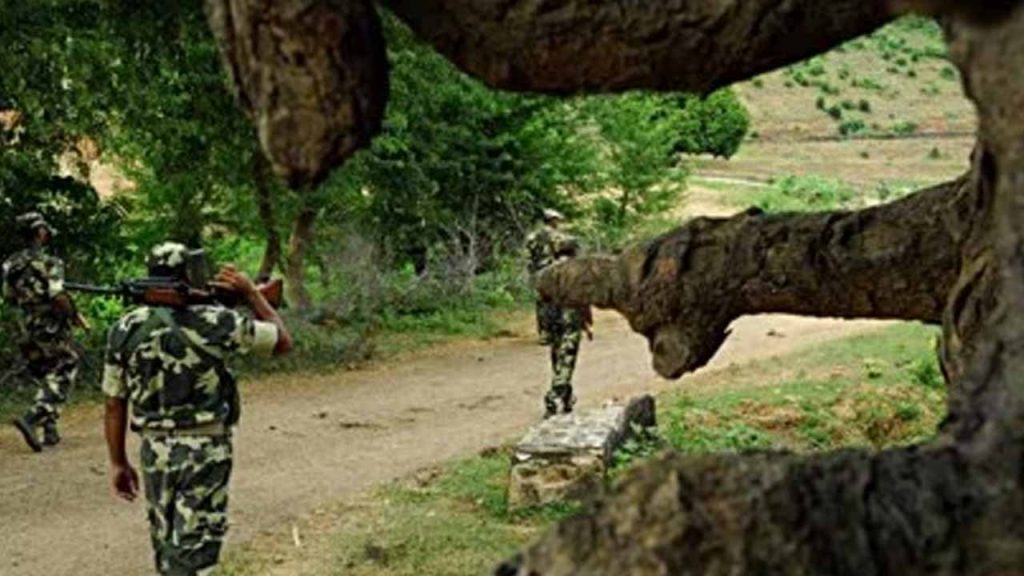 Massive encounter in Chhattisgarh... 12 Maoists killed
